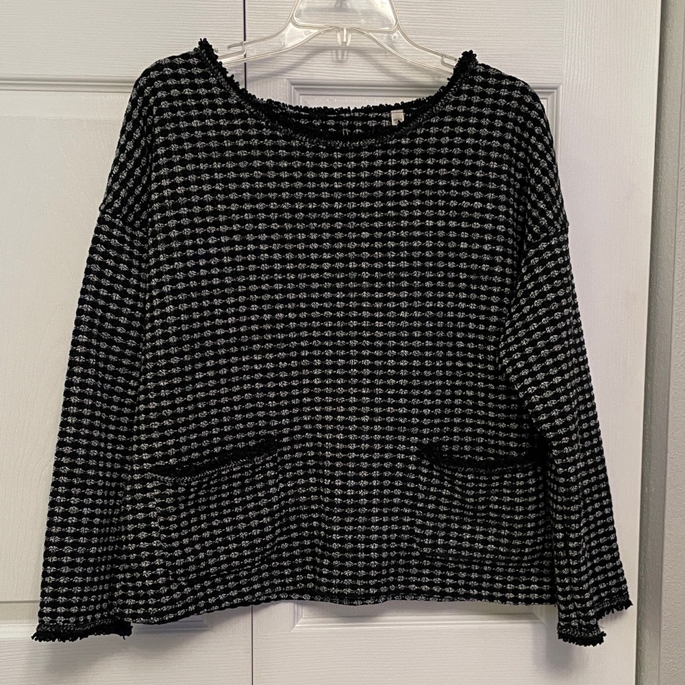 Max Studio LONDON Business Dressy Woven Tweed Black & White Boucle Top Large